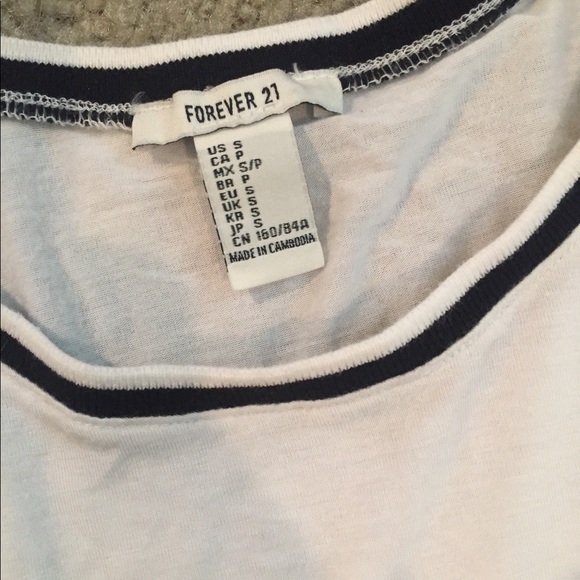 forever 21 white tee - Picture 4 of 4